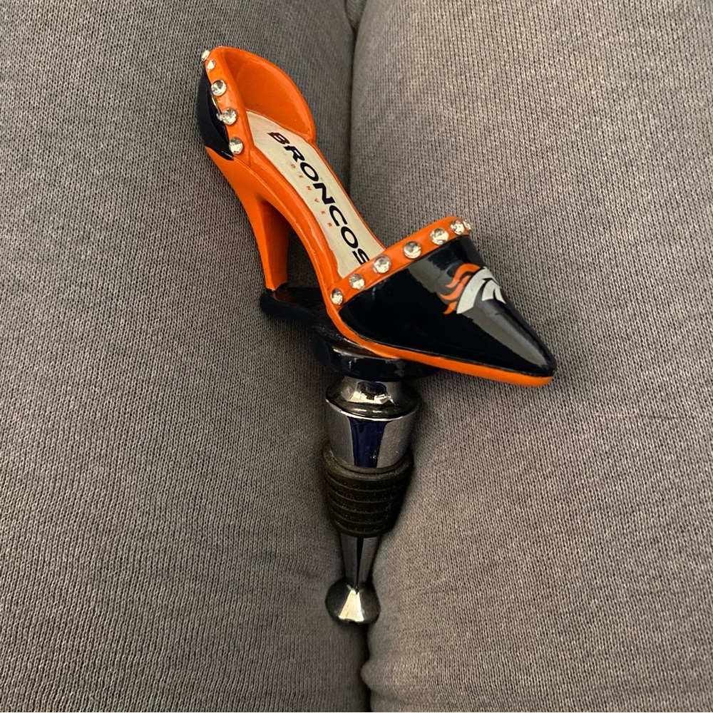 NFL Denver Broncos Wine Bottle Stopper High Heel Shoe Rhinestones Navy Orange